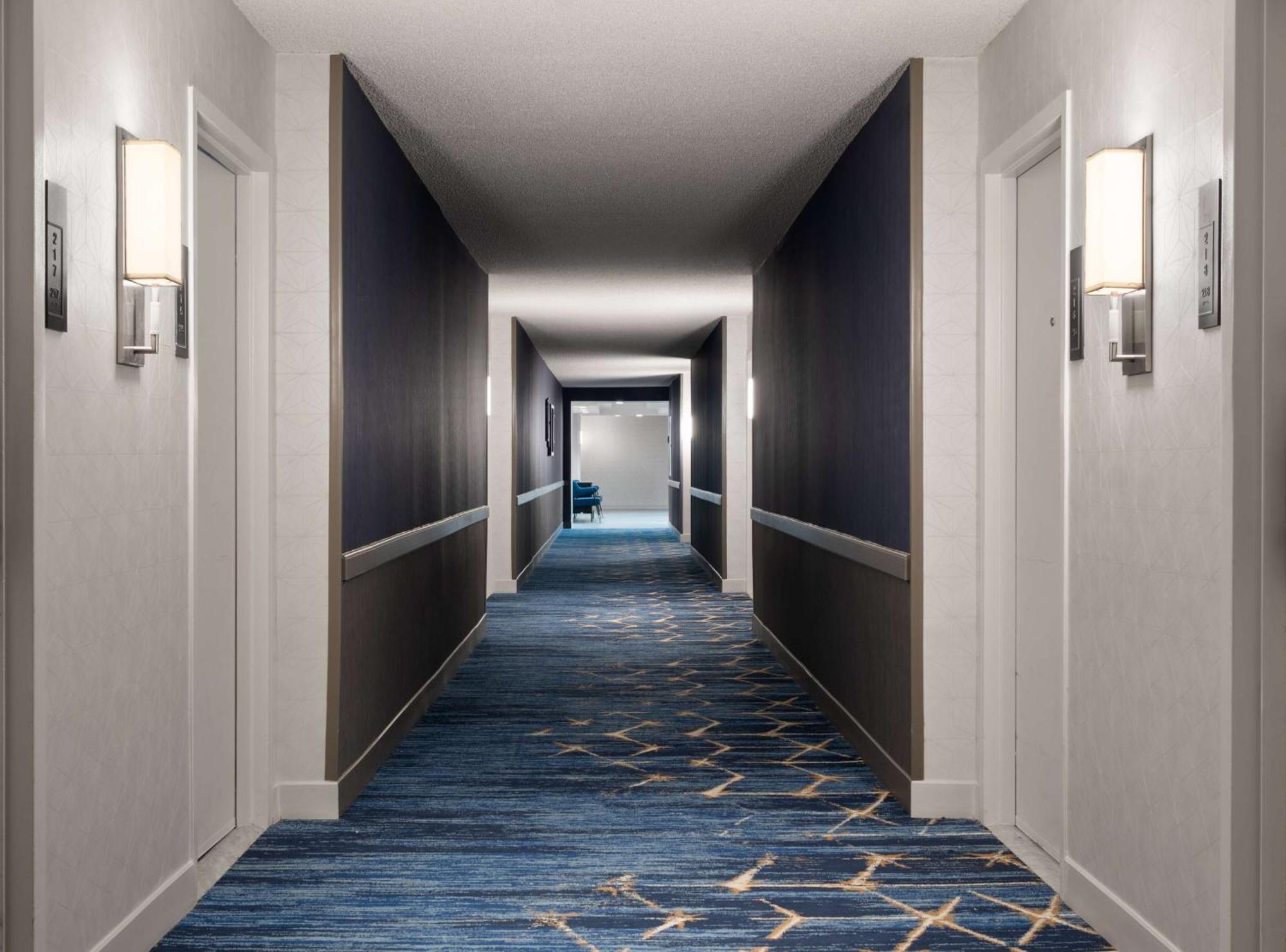 Doubletree By Hilton Baltimore North Hotel 3*
