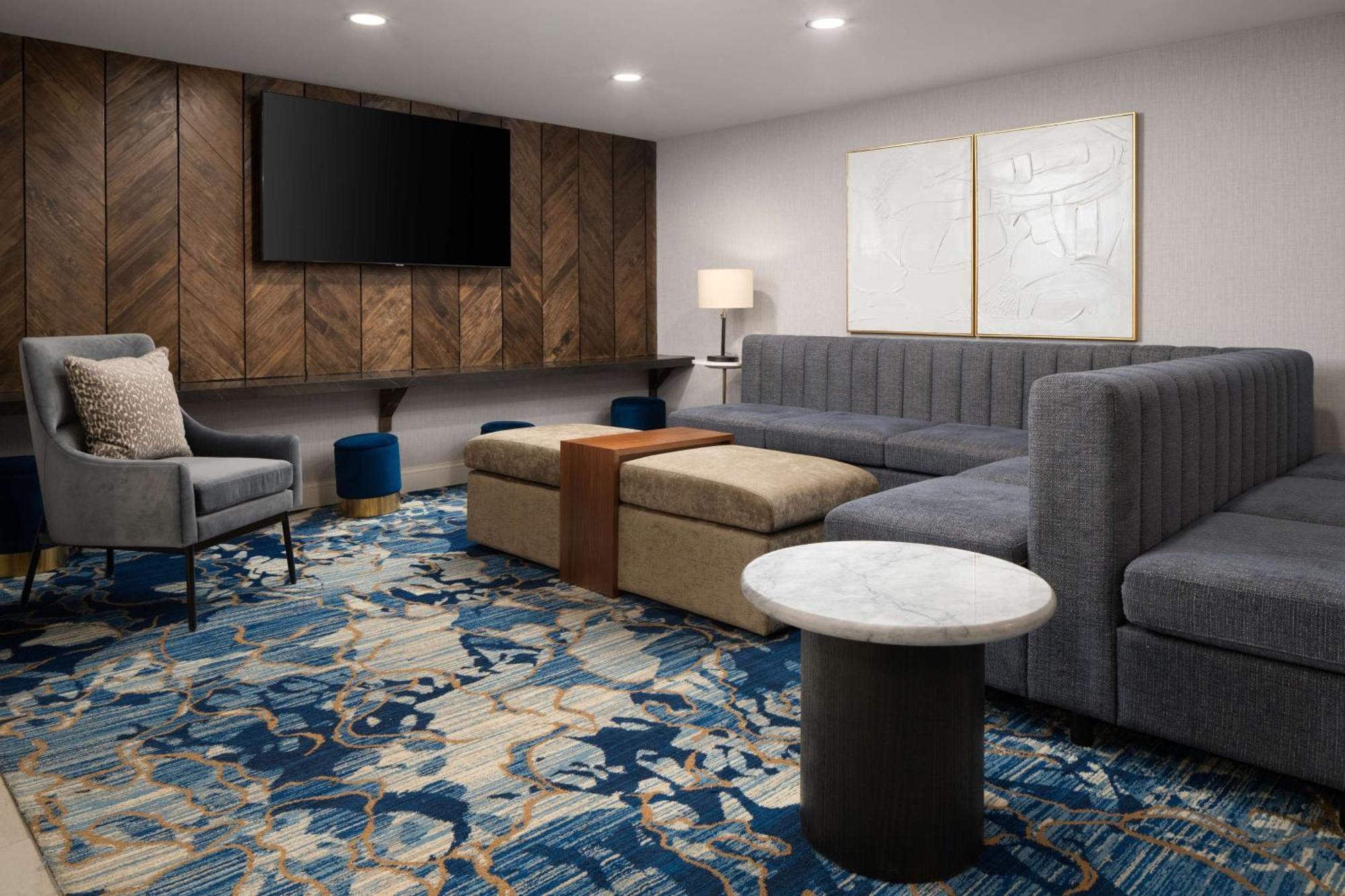 Hotel Doubletree By Hilton Baltimore North Pikesville